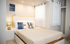 Praxitelis Luxury Apartments